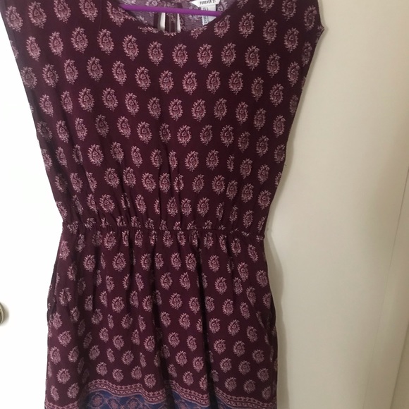 Forever 21 Patterned Dress - Picture 4 of 6